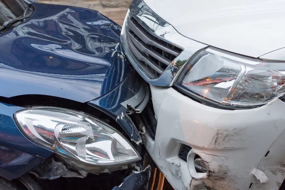 cuanto puedo recibir por un accidente de auto